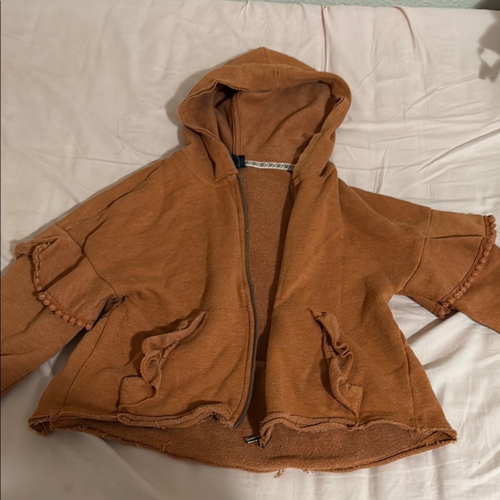 Rust Orange Hooded Jacket with Ruffle Details 🤍💚 💜